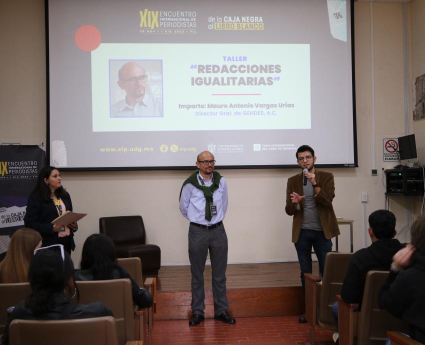 Imparten Taller de Redacciones igualitarias a periodistas
