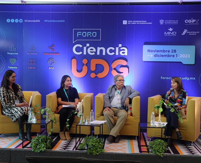 Premian tesis de posgrados en Foro Ciencia UDG