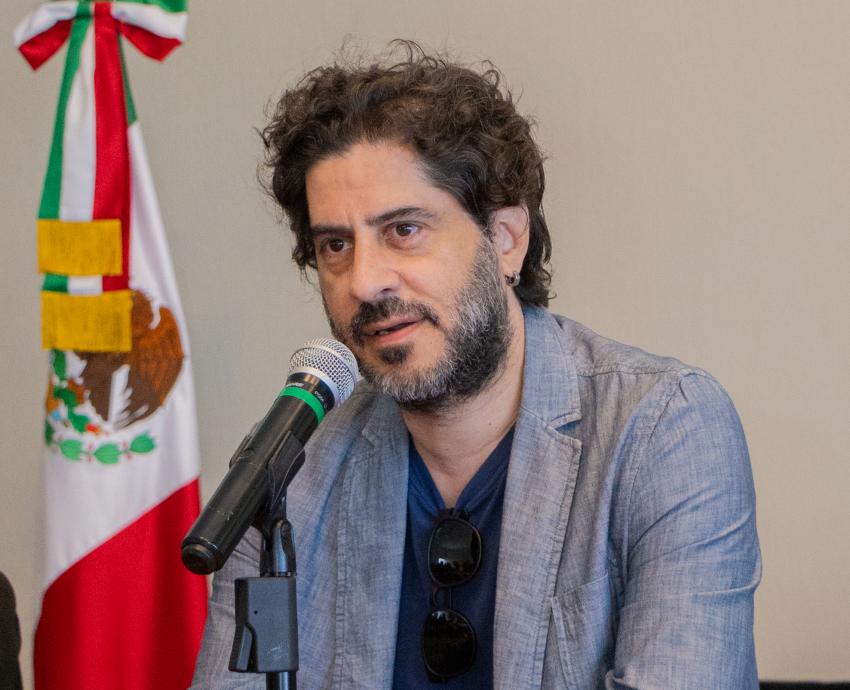 El humor gráfico y la historieta posibilitan la reflexión, contar una historia y ponernos frente al espejo: Tute