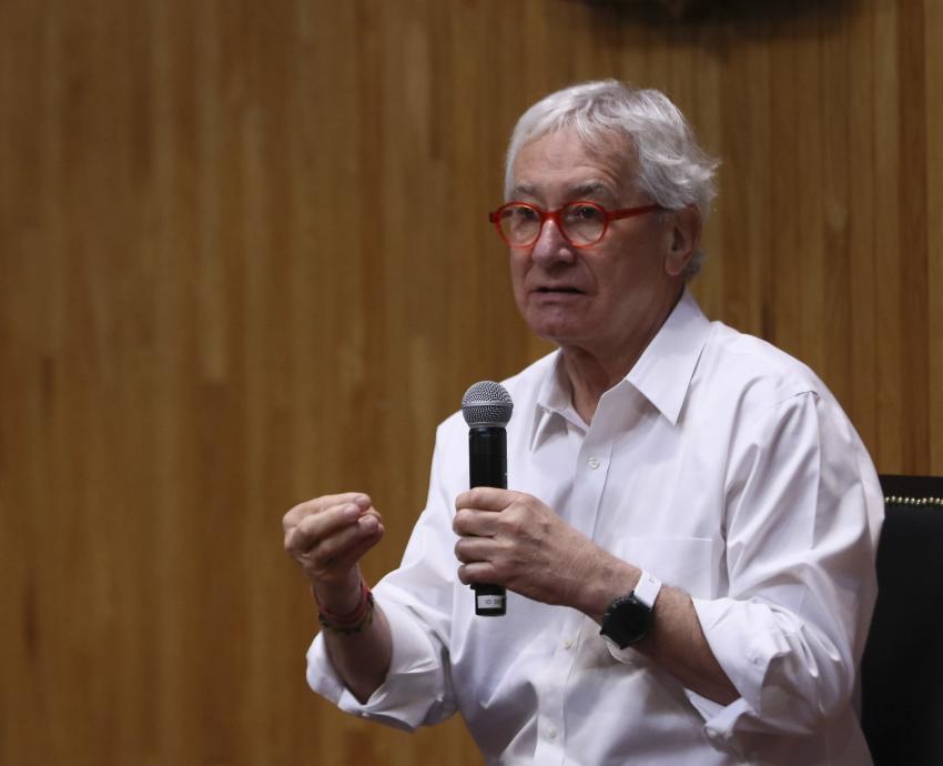 El servicio ante problemas sociales, la prioridad de los periodistas: Javier Solórzano