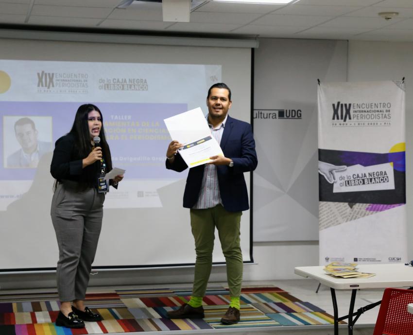 Las investigaciones más importantes sobre problemas sociales han sido realizadas por periodistas: Delgadillo Grajeda 