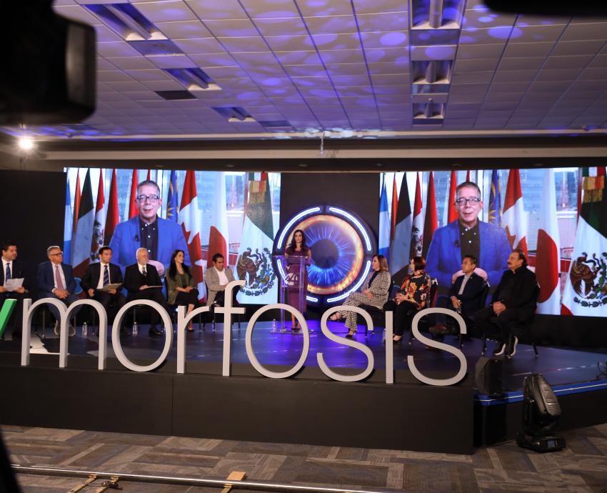 Inicia TVMorfosis en FIL con temas sobre la inteligencia artificial y el impacto de los influencers 