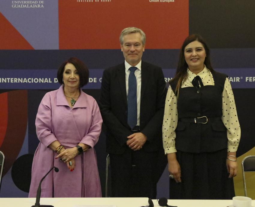 Con más de 857 mil visitantes, FIL 2023 rompe récord de asistencia 