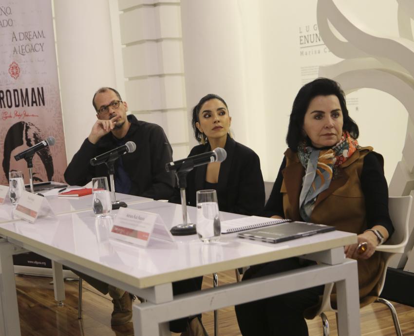 Presentan el catálogo de la exposición “Silencios sonoros”, de Paola Ávalos