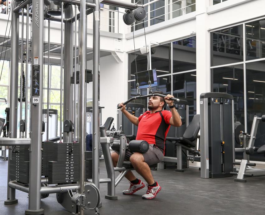 Recomiendan asesoría profesional antes de iniciar con ejercicio en gimnasios
