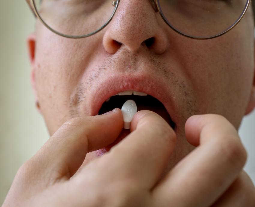 Alertan sobre efectos negativos del uso indiscriminado de medicamentos para dormir
