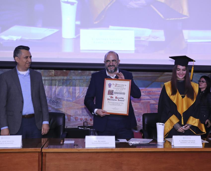 Apadrina Rector General a 78 egresados de la licenciatura en Criminología 