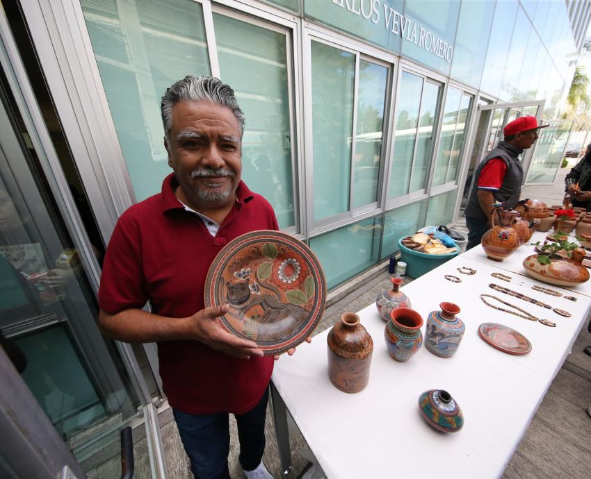 Presentan documental “El arte popular del barro”, sobre amenazas a la tradición alfarera en Tonalá