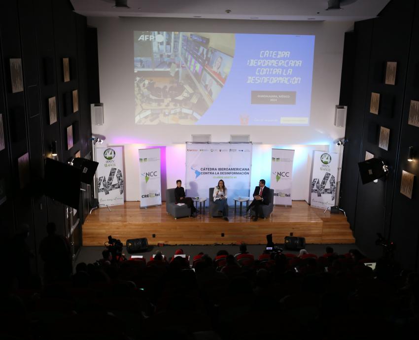 La desinformación en política puede tener repercusiones graves, violentas y desestabilizar un país: periodista de AFP