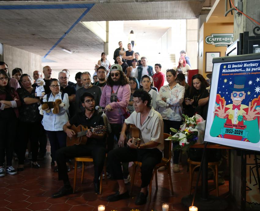 CUAAD rindió homenaje póstumo al académico Jorge Enrique Fregoso Torres