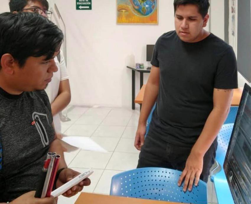 CUCSur incorpora tecnología para estudiantes con discapacidad visual