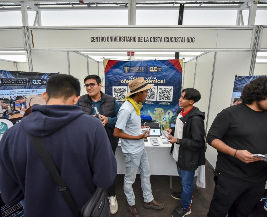Inauguran XXV Expo Profesiones para ayudar a jóvenes en elección de carrera