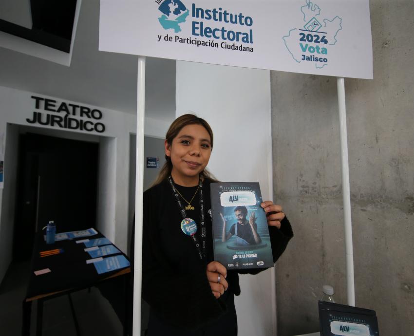 “Baketa” invita a votar en el show “¡StandVotando! ALVotación”