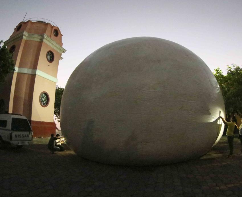 Preparan instalación de Planetario móvil en el Instituto de Astronomía y Meteorología