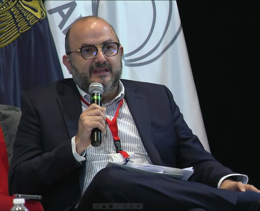 Tecnología, economía y ética los retos para las universidades