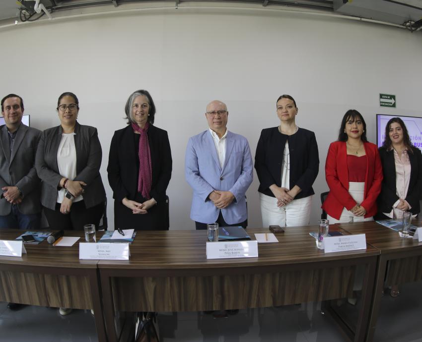 Inicia en CUTonalá el programa English busines para estudiantes emprendedoras 