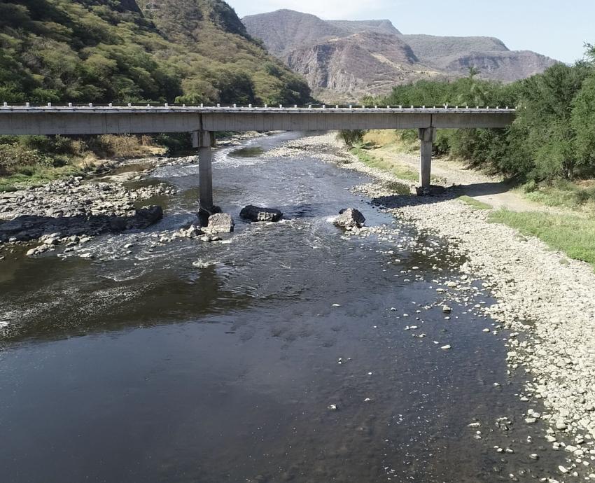 Río Santiago podría ser descontaminado en diez años