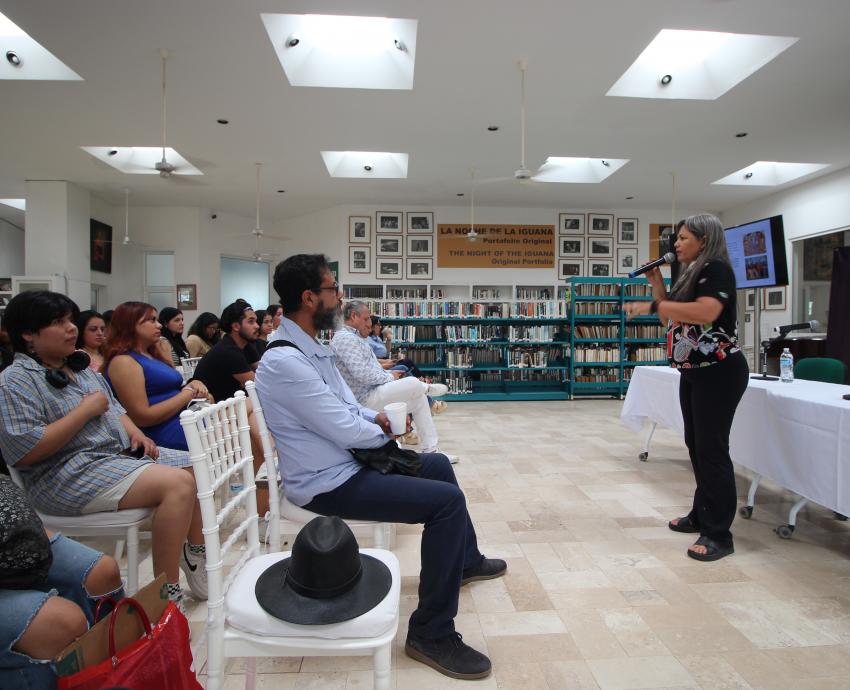 Muestran el talento artístico de estudiantes universitarios del CUCosta