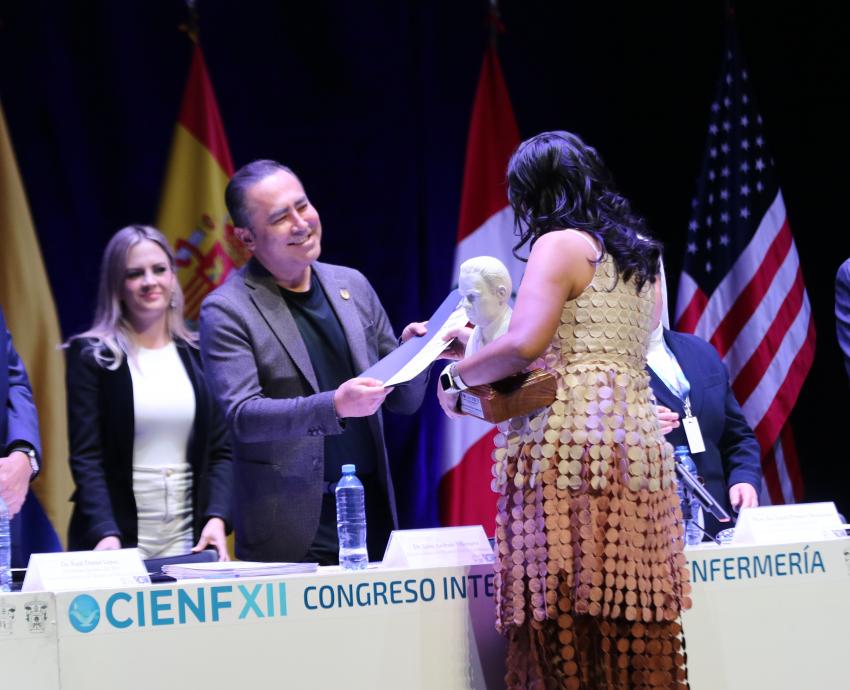 Clausuran Reflexiones tecnológicas para el futuro médico