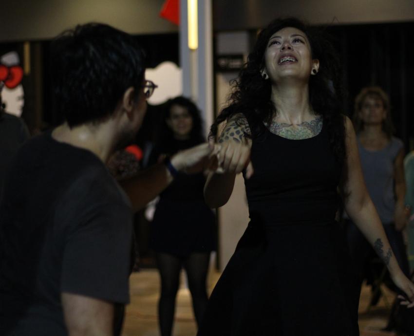 Descentralizan la cultura con baile swing en barrio de San Andrés