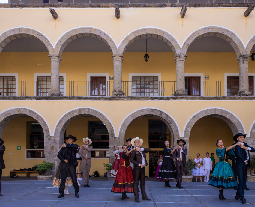 Con escenario abierto, CUAAD celebra Día Internacional de la Danza
