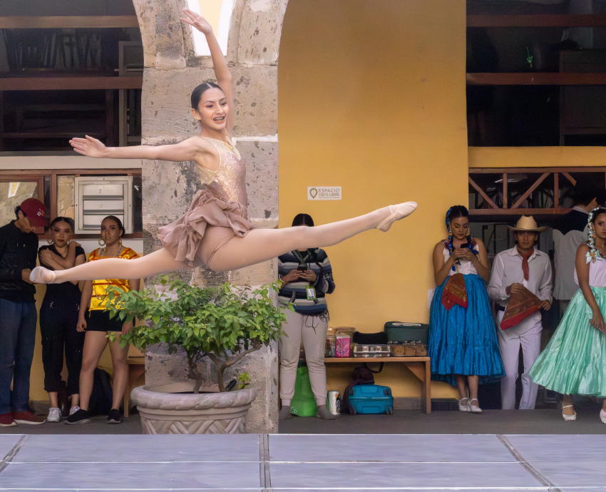 Con escenario abierto, CUAAD celebra Día Internacional de la Danza