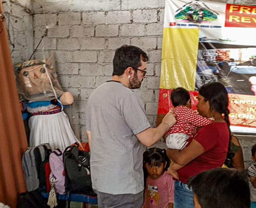 Suman esfuerzos para acercar servicios de salud a pueblos originarios de Cuexcomatitlán