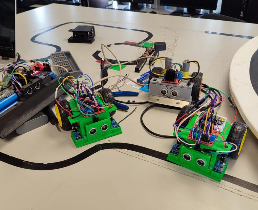 Con “Juanito”, estudiantes del CULagos participarán en campeonato internacional de Sumo-bots en Australia