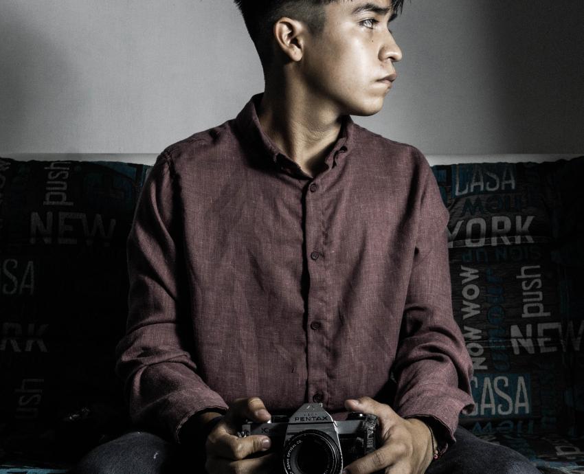 Ludwig Díaz Núñez, estudiante del CUAAD, expone en tres espacios internacionales de fotografía