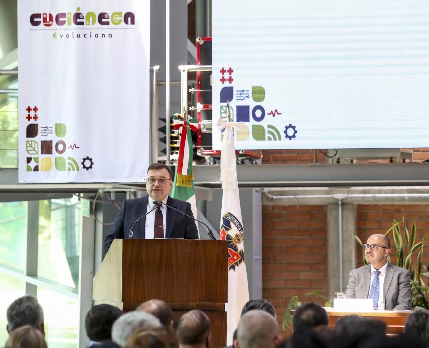 CUCiénega aumenta su oferta educativa y sus integrantes en el SNII 
