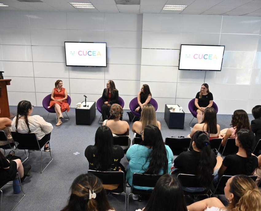 Realizan inmersión cultural en UdeG alumnos de origen mexicano que estudian en Cal State LA