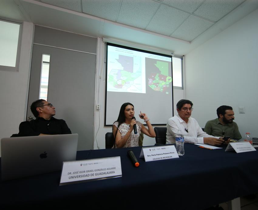 Sumergirse en las juventudes para propiciar cambios, proponen expertos en CUCSH