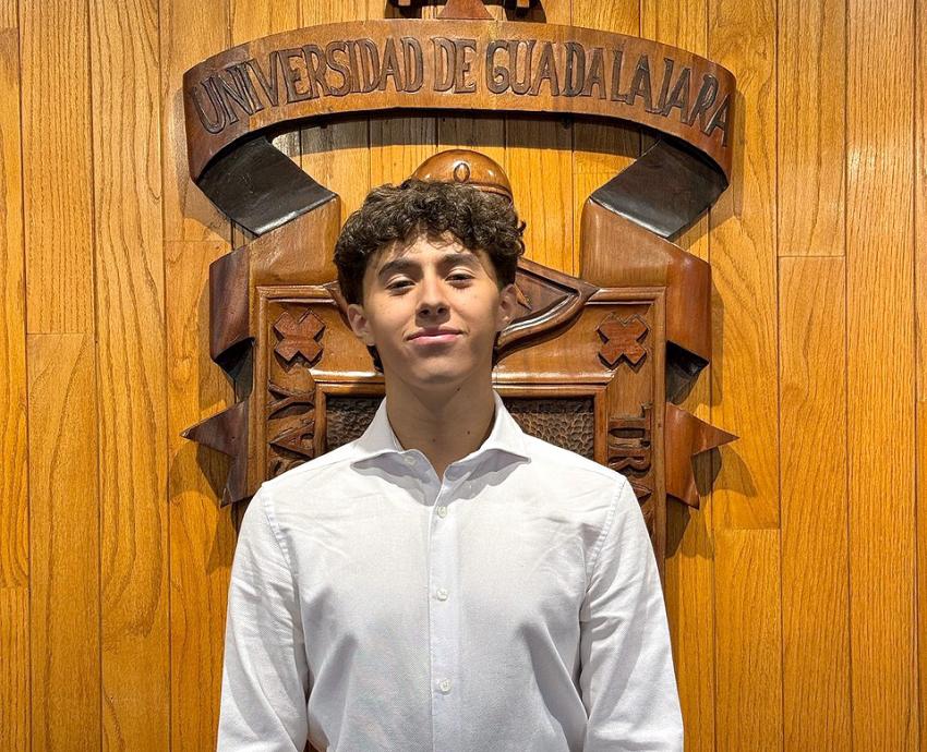 Estudiantes del SEMS obtienen beca para EducationUSA Academy