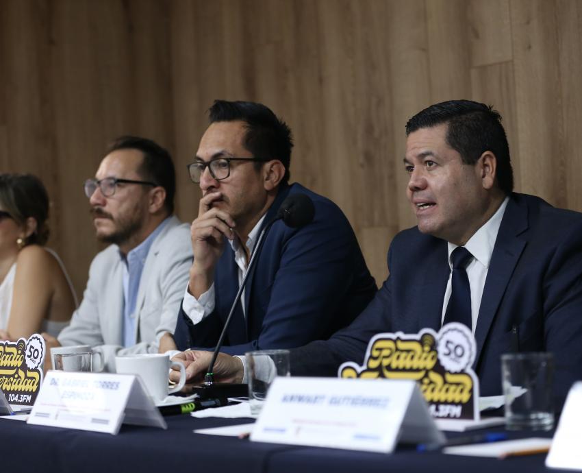 Radio Universidad celebra 50 años radiando en el corazón de Guadalajara