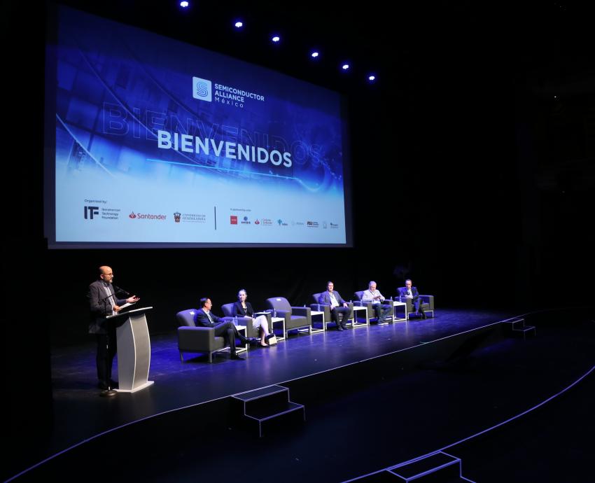 Triple hélice hace equipo para potenciar la industria de semiconductores en Jalisco