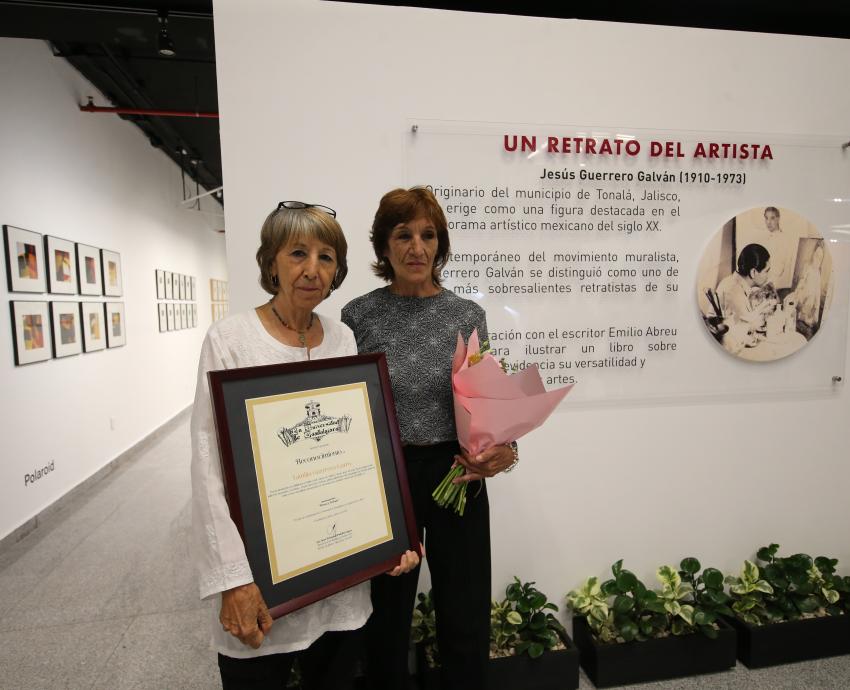 Inauguran exposición de Jesús Guerrero Galván en la BPEJ