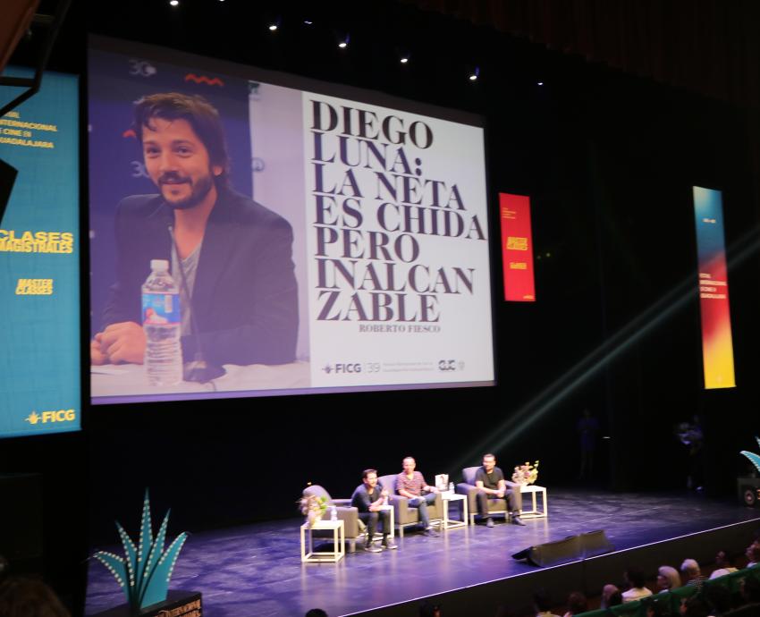 Diego Luna cuenta su neta en el FICG-39