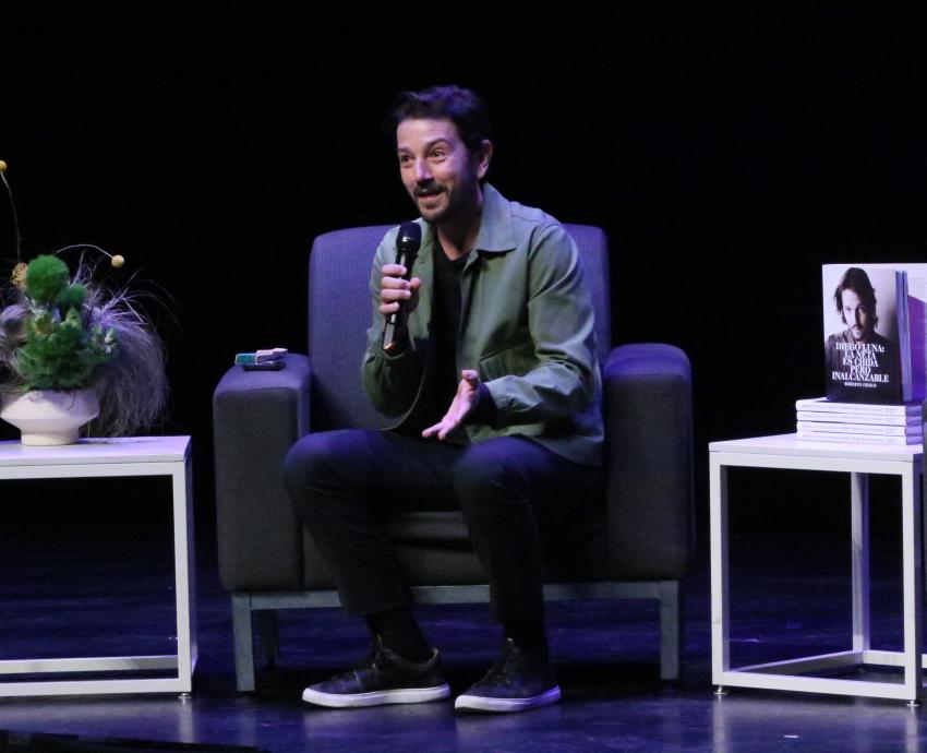 Diego Luna cuenta su neta en el FICG-39
