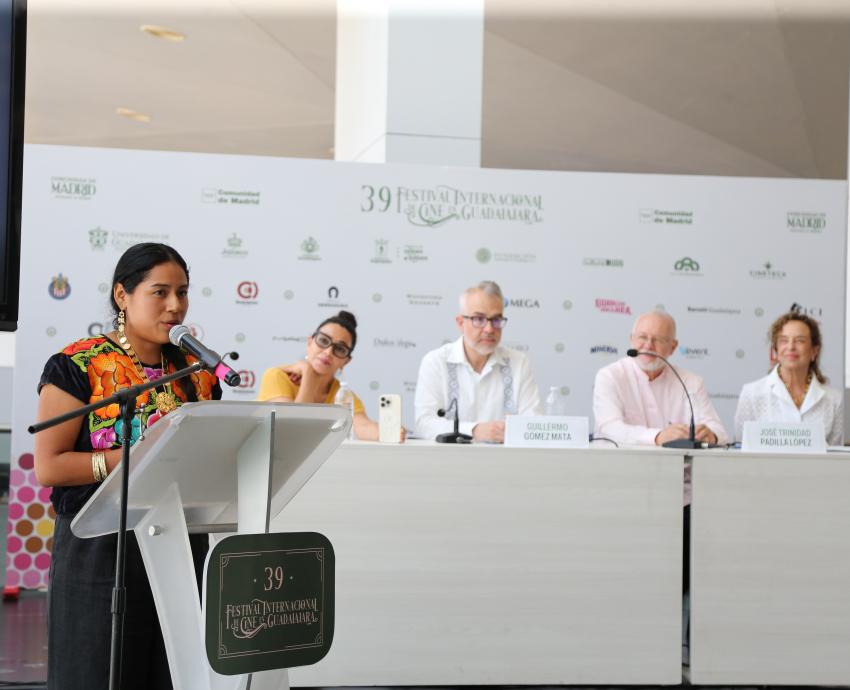 Directora oaxaqueña Xóchitl Enríquez Mendoza obtiene Beca Jenkins-Del Toro 2024