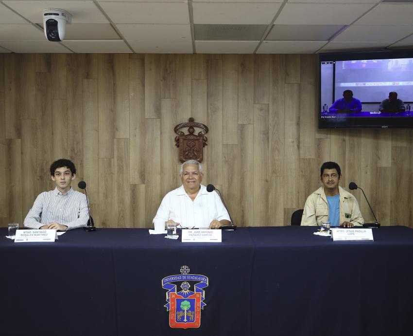 Registran descubrimiento de dos especies de planta en la Sierra de Manantlán