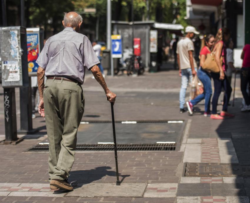 Regresar al clóset, situación que viven adultos mayores de la diversidad sexual