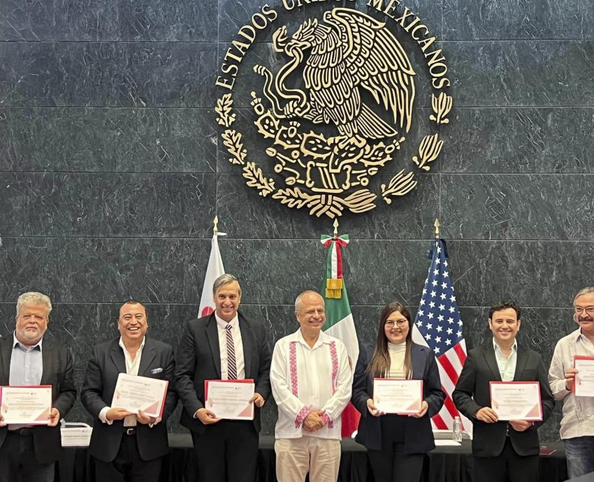 UdeG, anfitrión de jóvenes de origen mexicano que estudian en universidades de EUA
