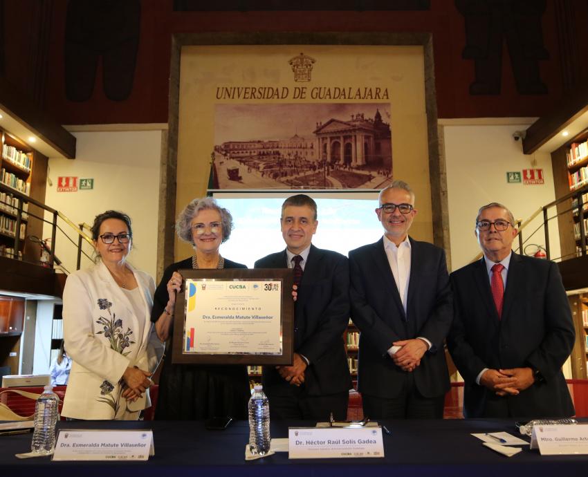 Conmemoran tres décadas del Instituto de Neurociencias de la UdeG