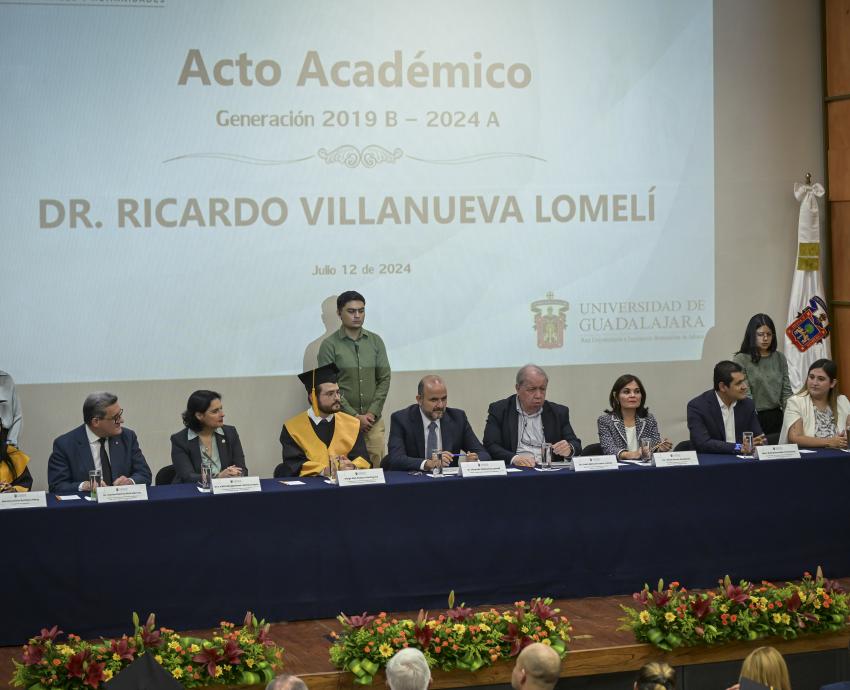 En el Día del Abogado apadrina Rector General a 116 abogados 