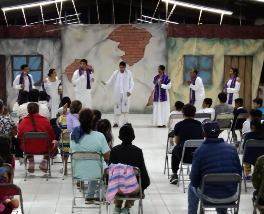 Promueve CUSur el teatro con impacto social en la región