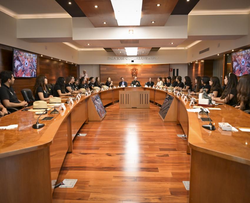 Reconocen trabajo del Coro de Cámara del Departamento de Música