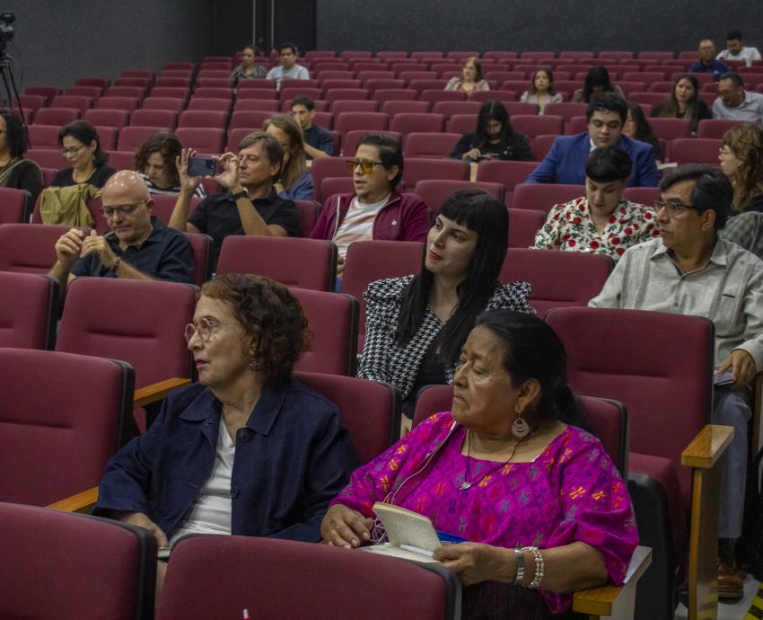 Debaten sobre tensiones en América Latina