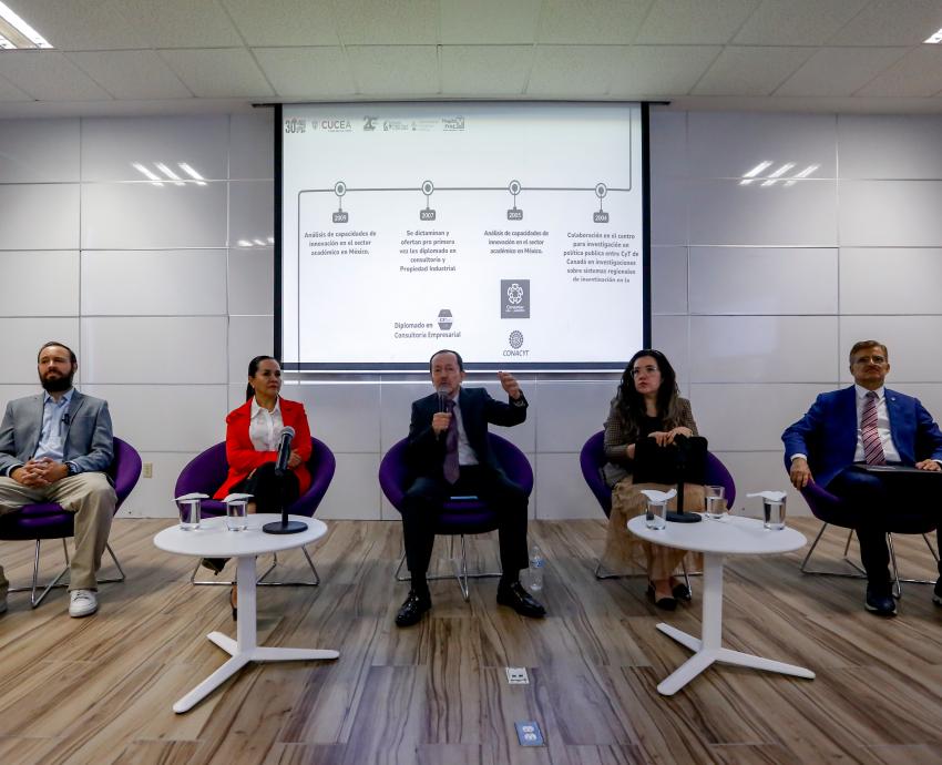 Las empresas mexicanas siguen sin aplicar la ciencia para producir riqueza