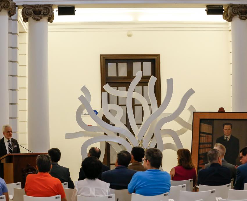 Conmemoran natalicio 134 de Enrique Díaz de León, primer Rector de la UdeG