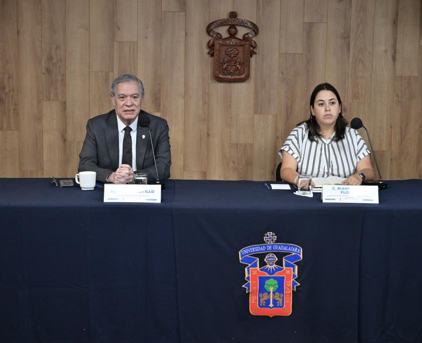 Prensa escrita debe modificar sus políticas para dar más voz a mujeres